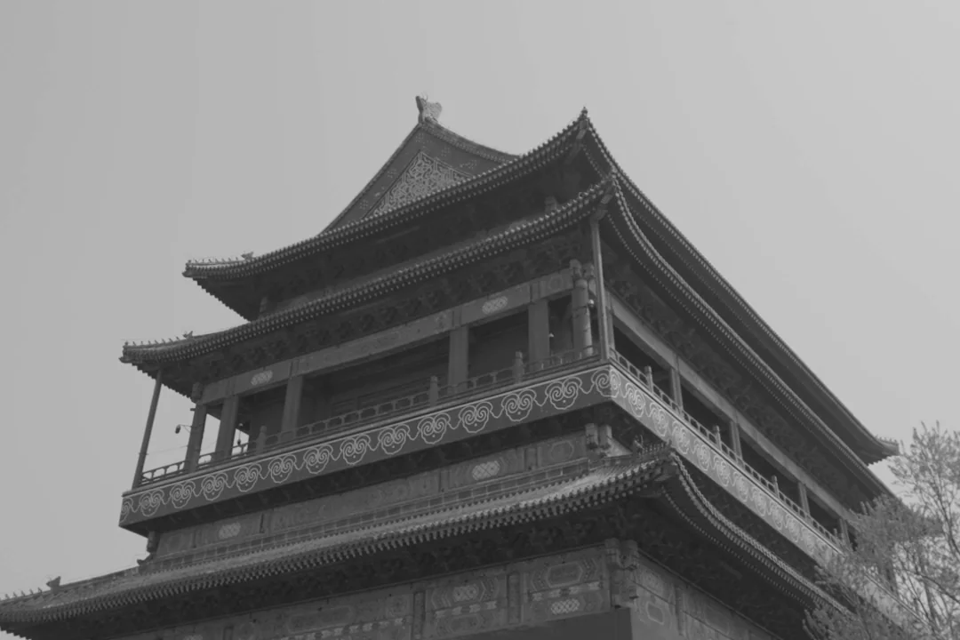 Traditional tiered architecture seen in the Beijing project footage.