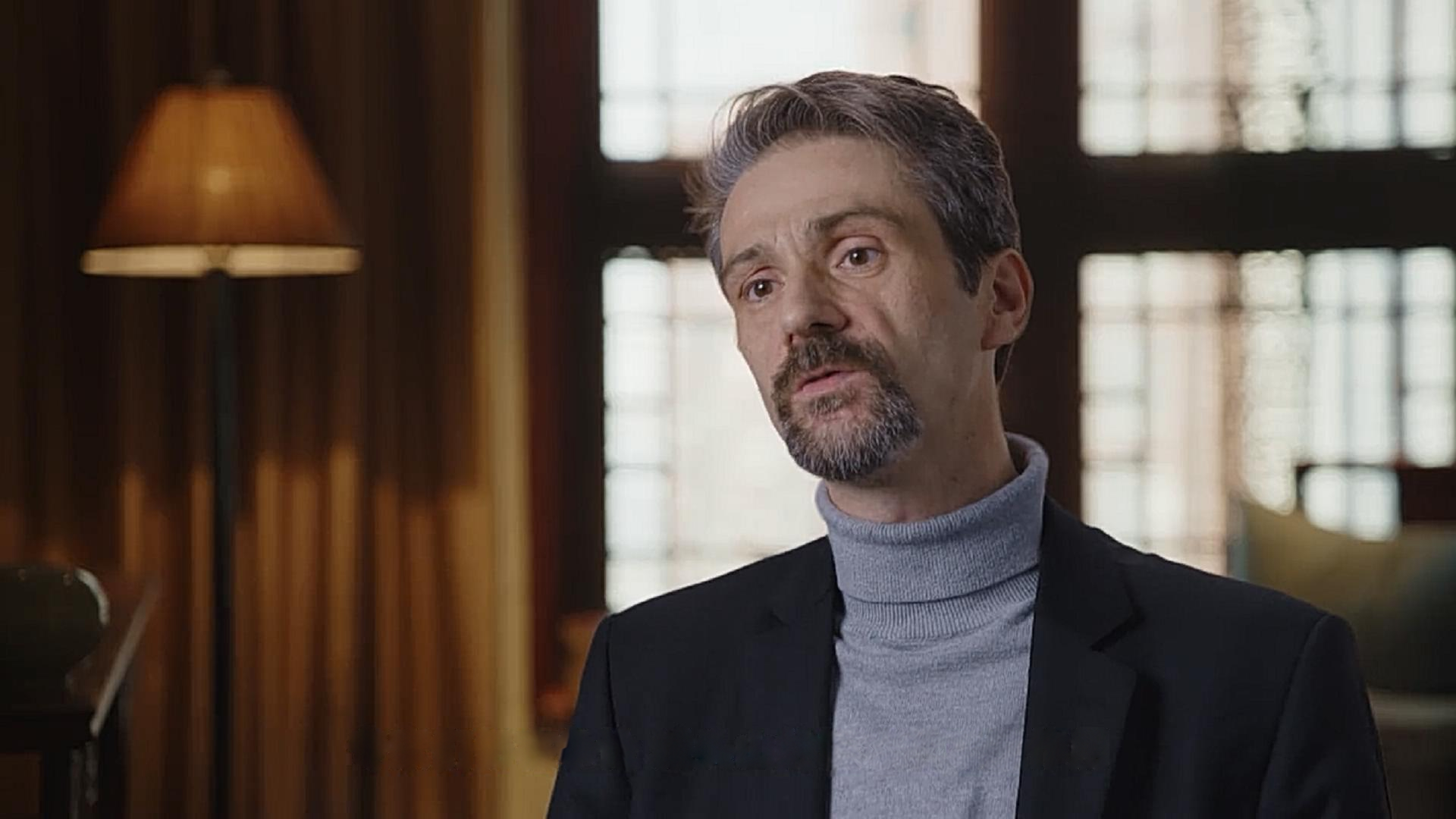 An expert interview in the programme.