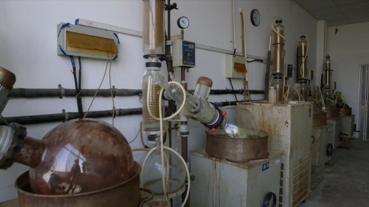 Equipment on the laboratory floor. Episode still.