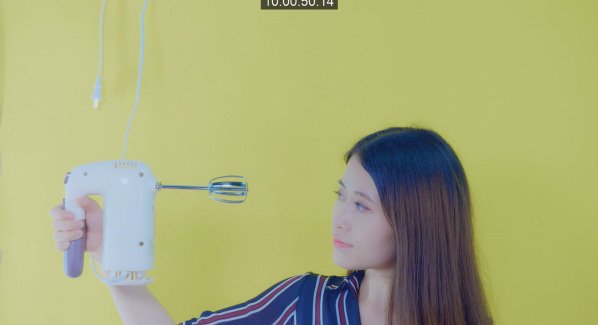 how to use an electric scrambler properly