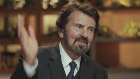 Nikos Logothetis awards Russian VYZOV Prize